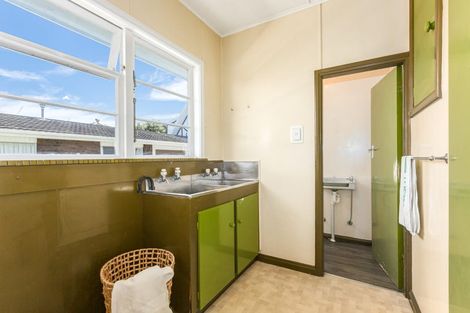 Photo of property in 28 Bauchop Road, Waterloo, Lower Hutt, 5011