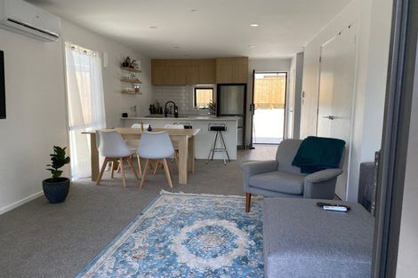 Photo of property in 1d Shamrock Lane, Te Atatu Peninsula, Auckland, 0610