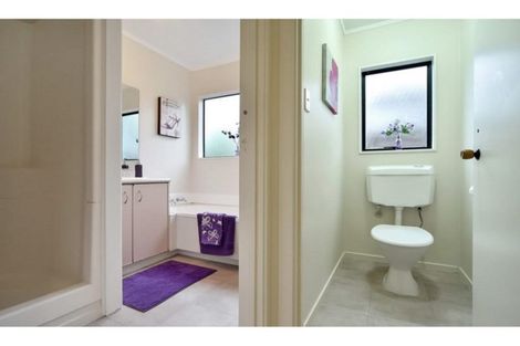 Photo of property in 16 Ebony Place, Massey, Auckland, 0614