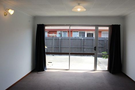 Photo of property in 72e Reid Road, South Dunedin, Dunedin, 9012