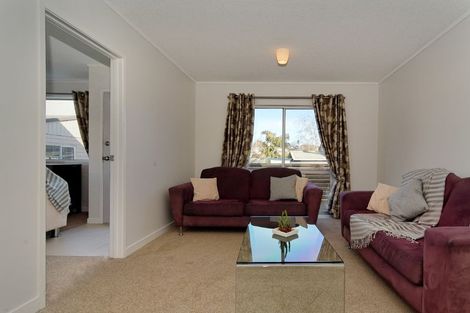 Photo of property in 2a/3 Bowers Road, Glen Eden, Auckland, 0602
