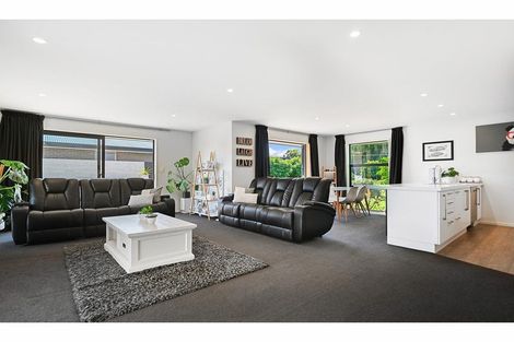 Photo of property in 32 Quartz Drive, Rolleston, 7614