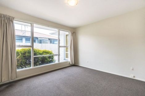 Photo of property in 16 Inwoods Road, Parklands, Christchurch, 8083