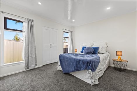 Photo of property in 1/128 Clevedon Road, Papakura, 2110