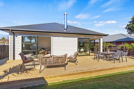 Photo of property in 37 Sullivan Avenue, Woolston, Christchurch, 8023