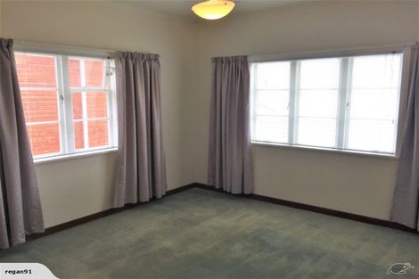 Photo of property in 8 Fife Lane, Miramar, Wellington, 6022