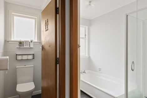 Photo of property in 115a Pendarves Street, New Plymouth, 4312