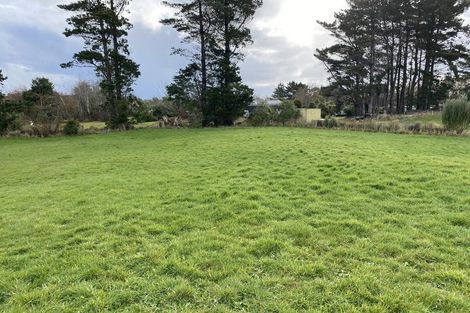 Photo of property in 14 Ochail Way, Otatara, 9879