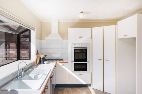 Photo of property in 44 Chippendale Crescent, Highbury, Palmerston North, 4412