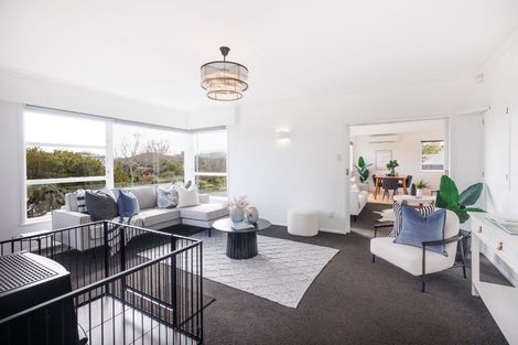 Photo of property in 36 Winston Avenue, Hokowhitu, Palmerston North, 4410