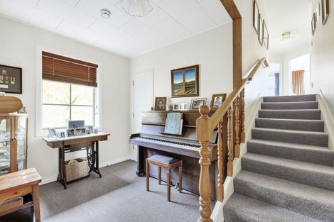 Photo of property in 39 Domain Road, Bannockburn, Cromwell, 9384