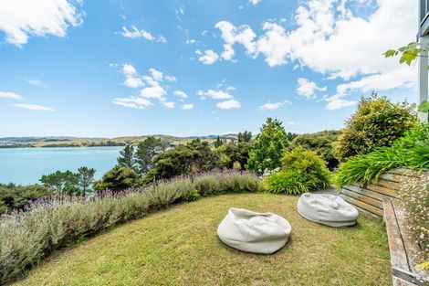 Photo of property in 45 The Crowsnest, Whitby, Porirua, 5024