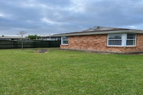 Photo of property in 2/22 Idlewild Avenue, Mangere, Auckland, 2022
