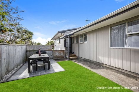 Photo of property in 33 Maratahu Street, Westown, New Plymouth, 4310