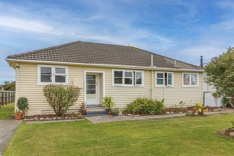 Photo of property in 4 Colvin Street, Westport, 7825