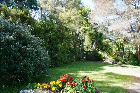 Photo of property in 35 Birdwood Road, Swanson, Auckland, 0612
