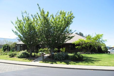 Photo of property in 24 Mansfield Drive, Kaiapoi, 7630