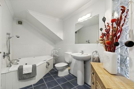 Photo of property in 14 Huxley Grove, Churton Park, Wellington, 6037