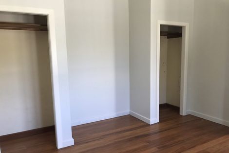 Photo of property in 48 Savoy Road, Glen Eden, Auckland, 0602