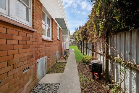Photo of property in 2/62 Great South Road, Papatoetoe, Auckland, 2025