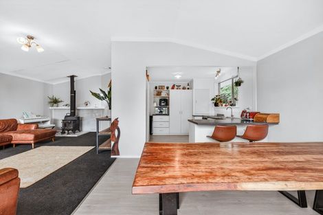 Photo of property in 16 Sunset Street, Hilltop, Taupo, 3330