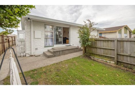 Photo of property in 41 Oldwood Street, Bishopdale, Christchurch, 8053