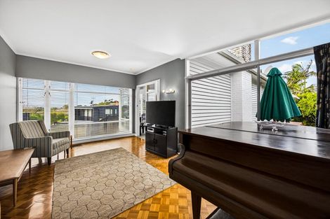Photo of property in 7 Arthur Crescent, Hauraki, Auckland, 0622