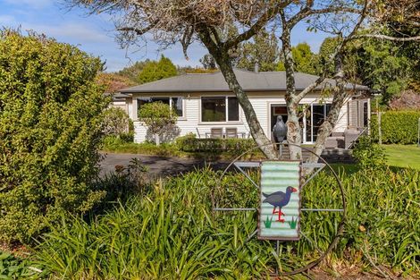 Photo of property in 218 Henwood Road, Paraite, New Plymouth, 4372