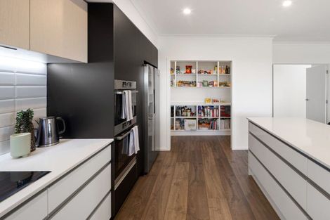 Photo of property in 16 Rose Berry Crescent, Flagstaff, Hamilton, 3210