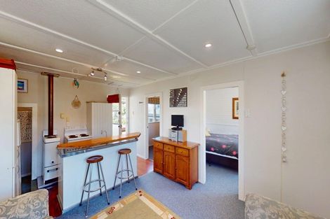 Photo of property in 647 Waitarere Beach Road, Waitarere Beach, Levin, 5510