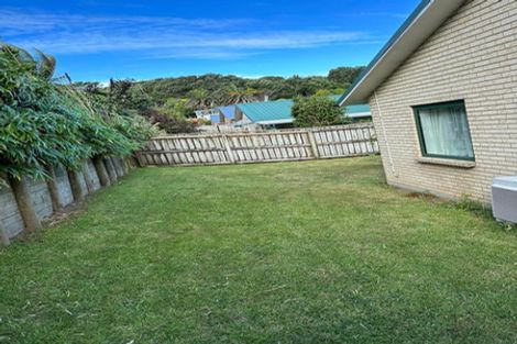 Photo of property in 5b Simons Street, Moturoa, New Plymouth, 4310