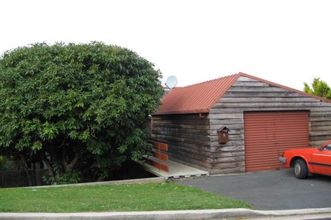 Photo of property in 8a Granville Terrace, Belleknowes, Dunedin, 9011