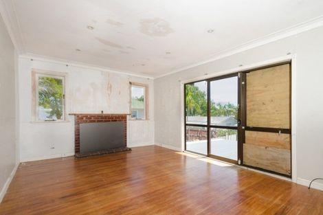 Photo of property in 19a Newington Road, Henderson, Auckland, 0612