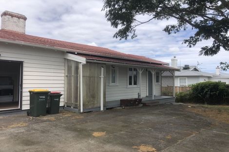 Photo of property in 56 Old Wairoa Road, Papakura, 2110