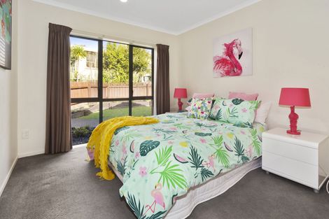 Photo of property in 63a Stottholm Road, Titirangi, Auckland, 0604