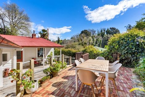 Photo of property in 95 Milton Road, Bluff Hill, Napier, 4110