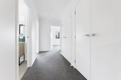 Photo of property in 30c Russell Road, Manurewa, Auckland, 2102