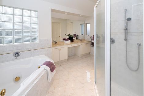 Photo of property in 26 Jane Eyre Drive, Somerville, Auckland, 2014