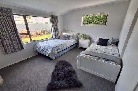 Photo of property in 17 Endeavour Avenue, Welcome Bay, Tauranga, 3112