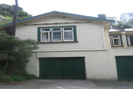 Photo of property in 18 Crieff Street, Northland, Wellington, 6012