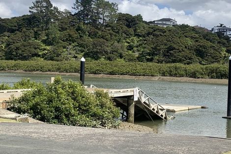 Photo of property in 106b Taikata Road, Te Atatu Peninsula, Auckland, 0610