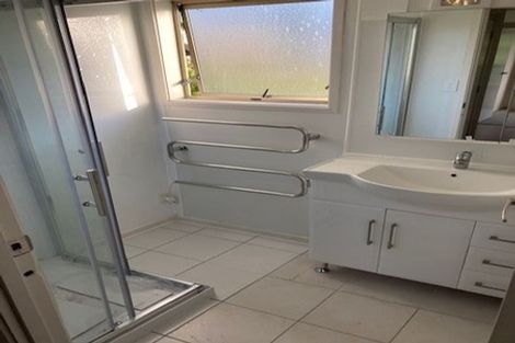 Photo of property in 2/43 Priestley Drive, Bucklands Beach, Auckland, 2014