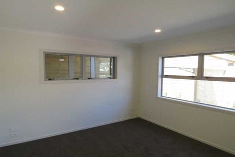 Photo of property in 50u4 Banbury Crescent, Fairfield, Hamilton, 3214