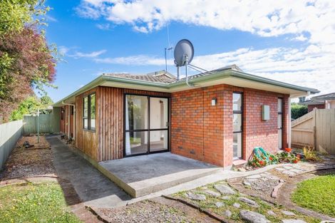Photo of property in 7 Edgecombe Court, Roslyn, Palmerston North, 4414