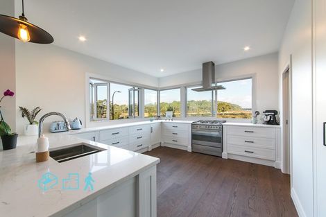 Photo of property in 12 Tauwaka Crescent, Riverhead, 0820