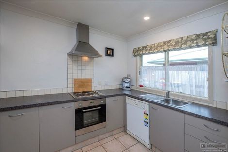 Photo of property in 20b Reeve Street, Levin, 5510