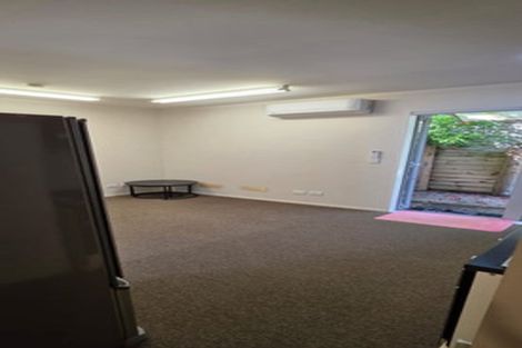 Photo of property in 5 Hazel Glen, Bayview, Auckland, 0629