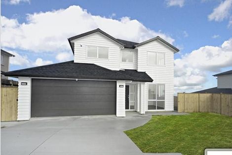 Photo of property in 68 Keri Vista Rise, Papakura, 2110