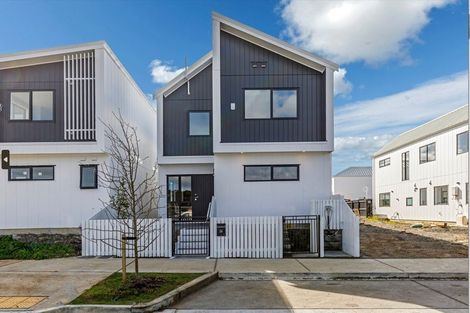 Photo of property in 26 Bristol Freighter Road, Hobsonville, 0616