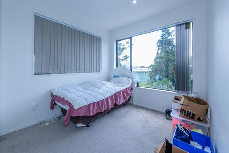 Photo of property in 7 Tairere Crescent, Rosehill, Papakura, 2113